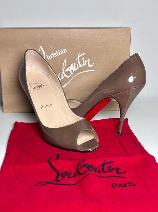 W Shoe Size 38 Christian Louboutin Taupe Leather Patent Pre-owned Heels