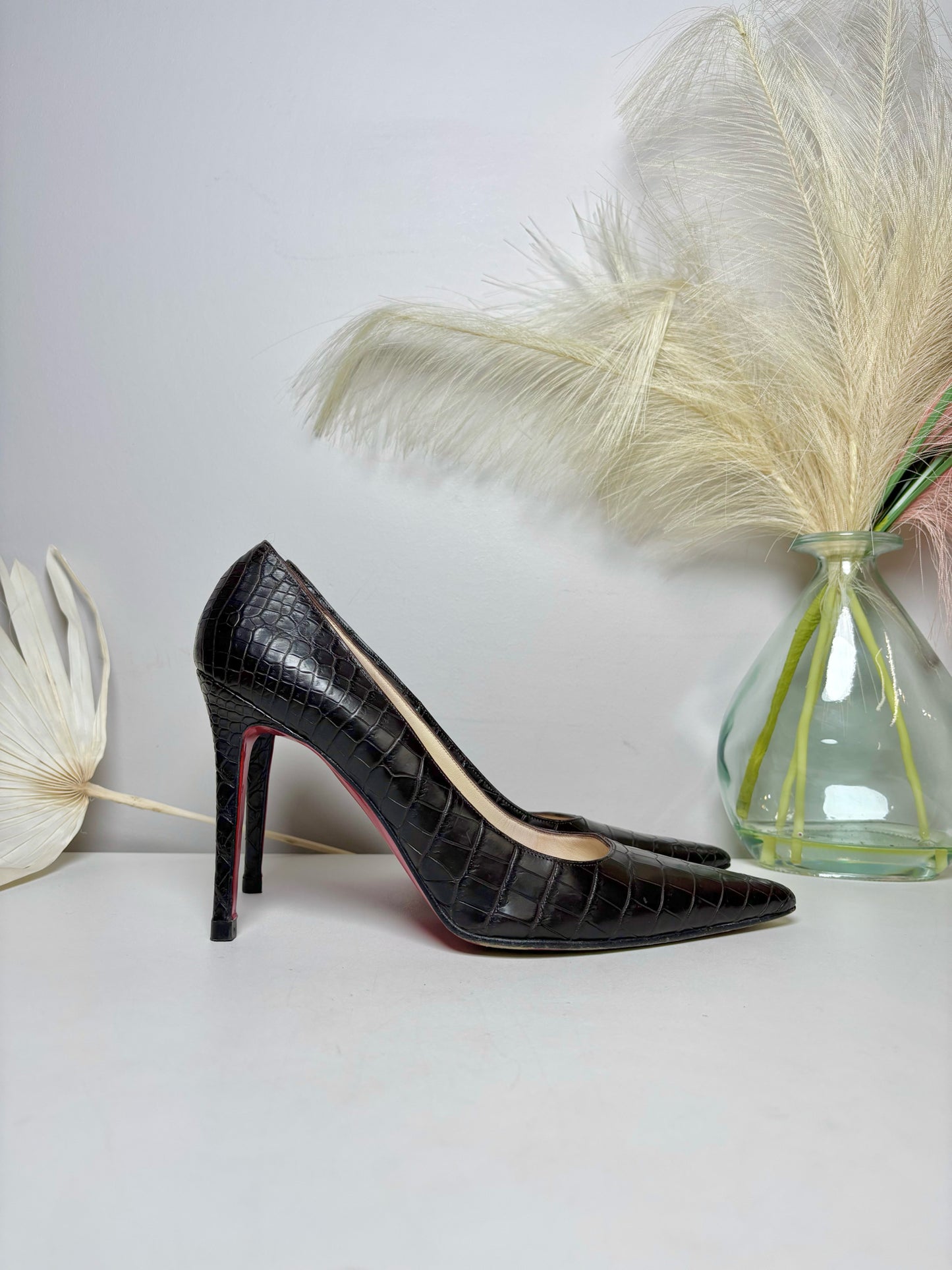 W Shoe Size 39 Christian Louboutin Dark Brown Leather Croc Embossed Heels