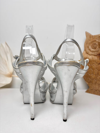 W Shoe Size 39 (8.5 US) Yves Saint Laurent Silver Leather Cowhide Heels