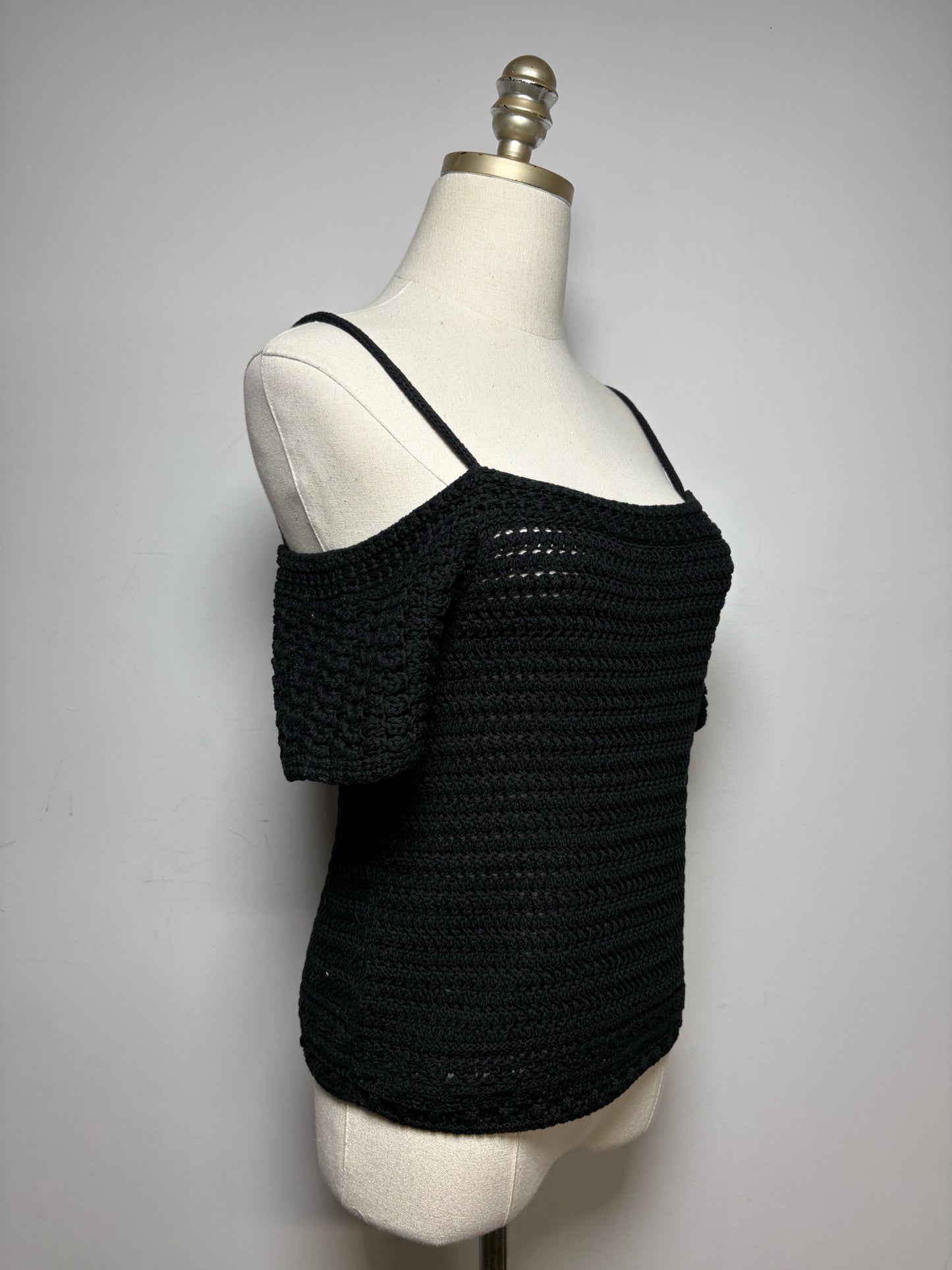 Women's Size XS Vince Black Crochet Pure Cotton NWT Pre-Owned Off-Shoulder Top