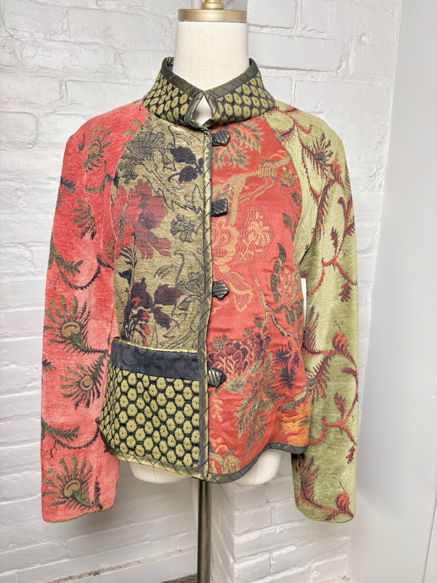 Women Size P Mary Lynn O'Shea Olive, red, black Jacquard Jacket