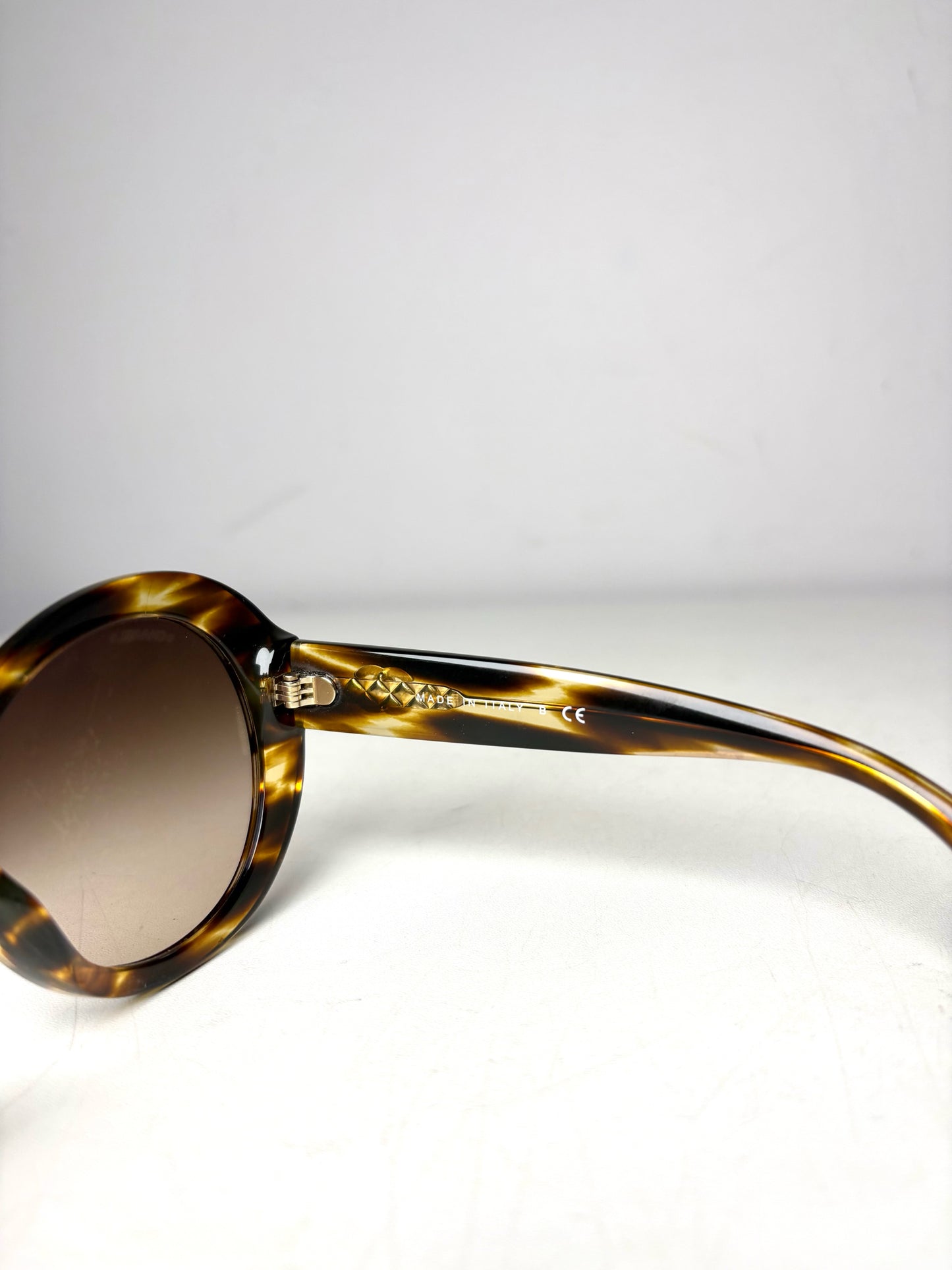 Chanel Pre-owned Brown Acetate Sunglasses