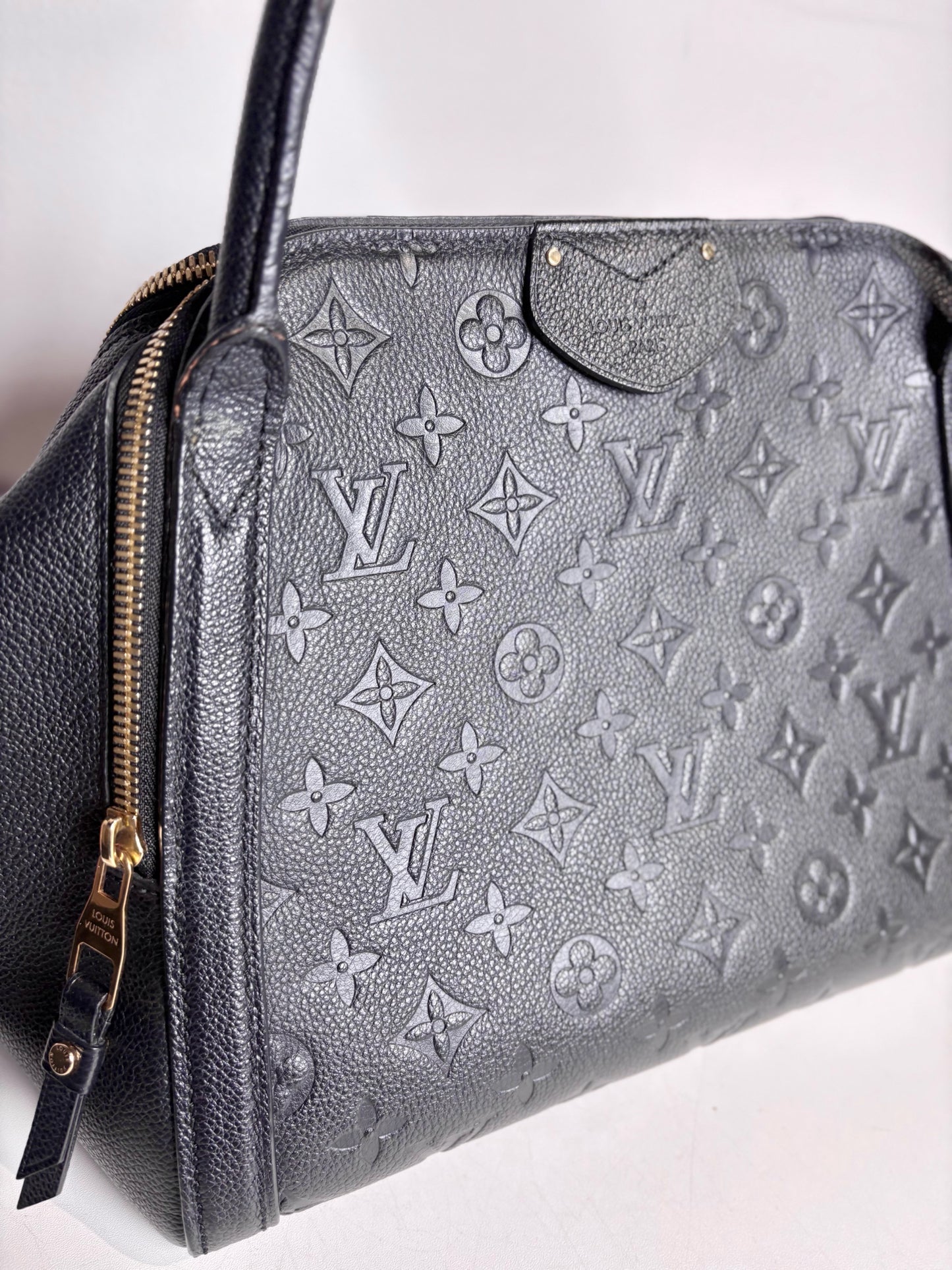 Leather Louis Vuitton Monogram Black Medium Purse