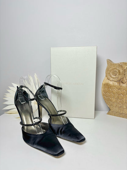 W Shoe Size 38.5 (8 US) Giorgio Armani Black Satin Women's Pump