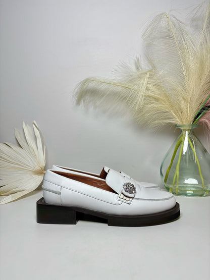 W Shoe Size 8 Ganni White Leather Cowhide NWOT Loafers
