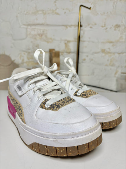 W Shoe Size 7 Puma White Leather Cowhide Sneakers