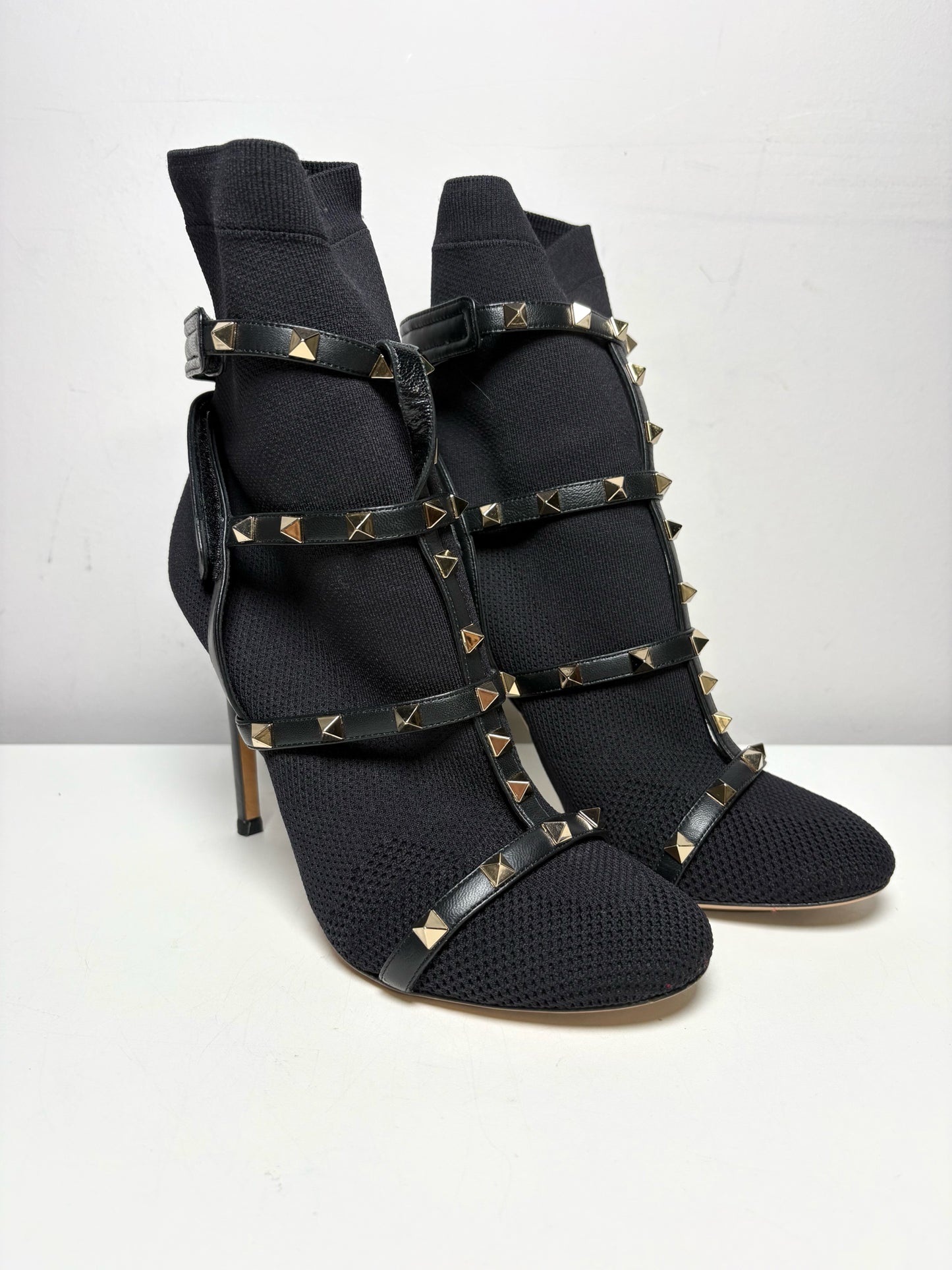 W Shoe Size 38 Valentino Garavani Black Stretc Leather Rockstud Pre-owned Boots