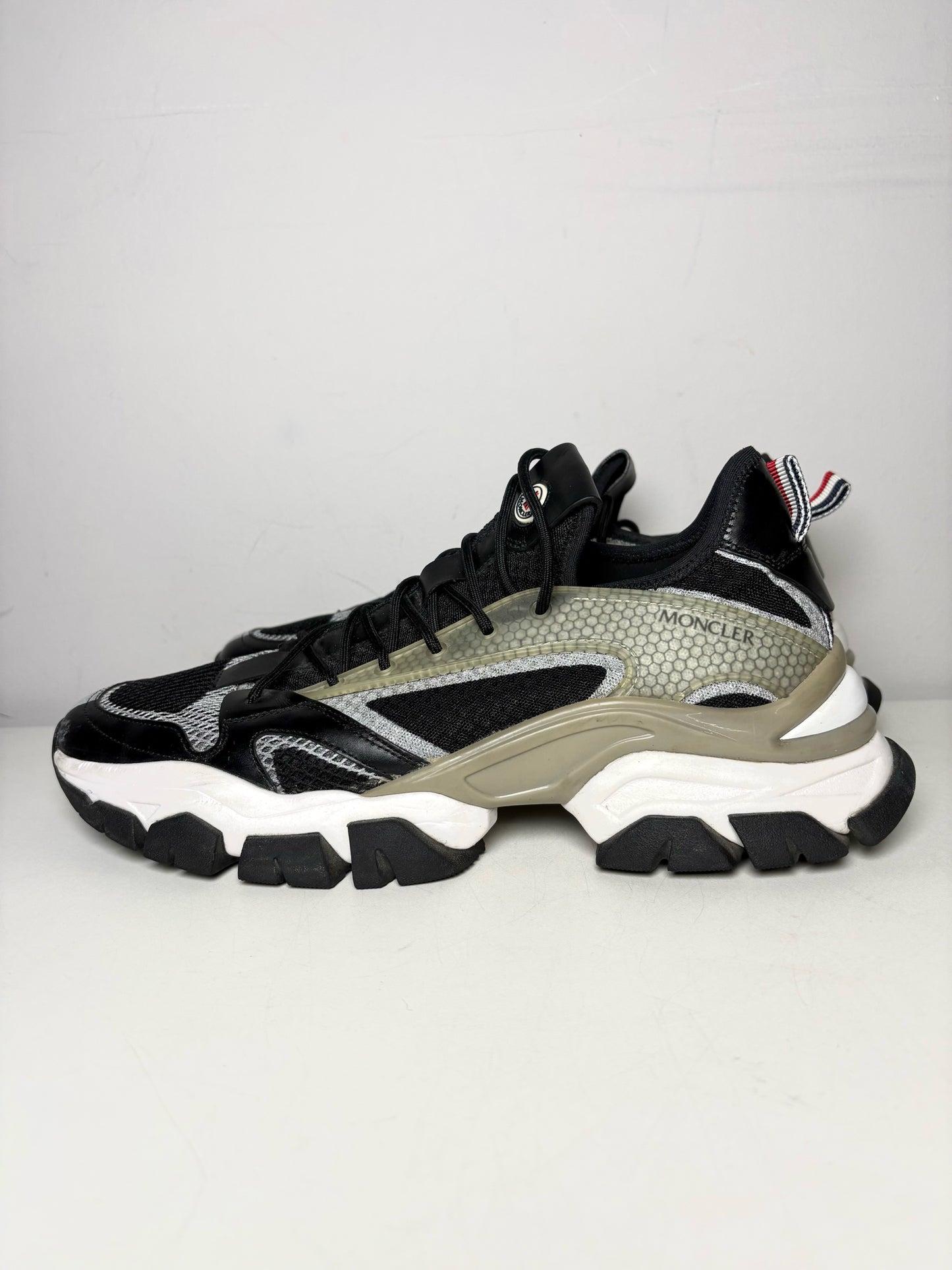 Moncler Black, Green, White Polyester Colorblock Men's Pre-owned 44 Sneakers