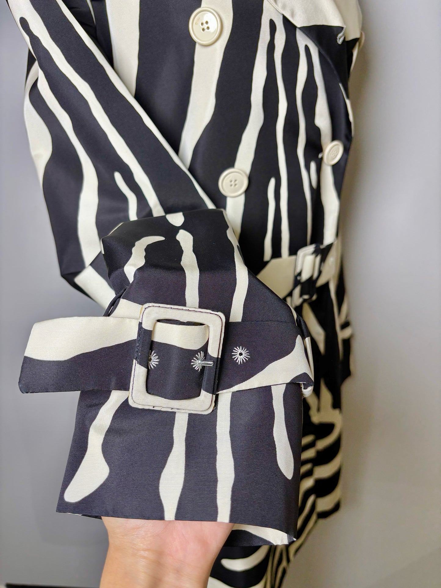 Women Size 8 Christian Dior Black, Cream Zebra Silk Trench Coat