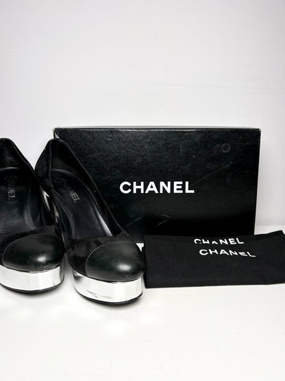 W Shoe Size 41.5 Chanel Black, Silver Leather Suede Pre-owned Heels
