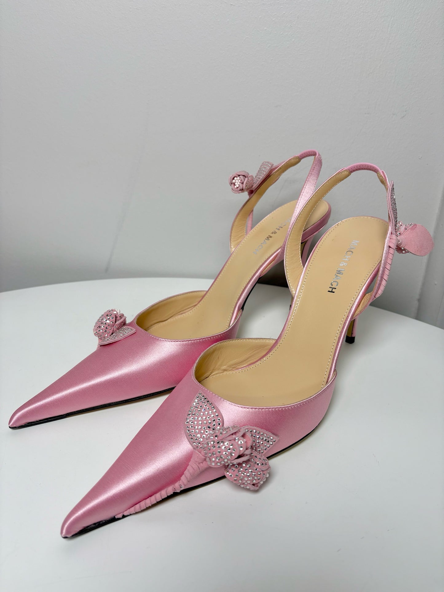 W Shoe Size 41 (10 - 10.5) Mach & Mach Pink Satin Heels