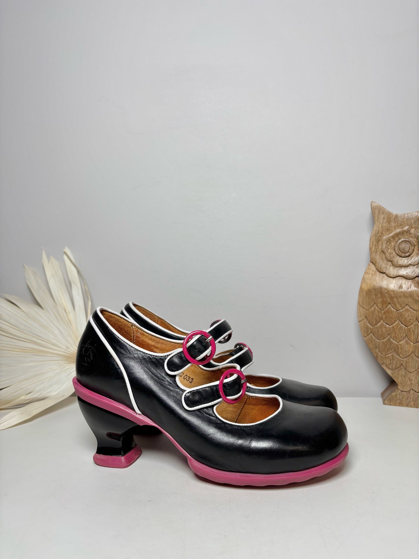 W Shoe Size 8 John Fluevog Black Leather Double Buckle Heels