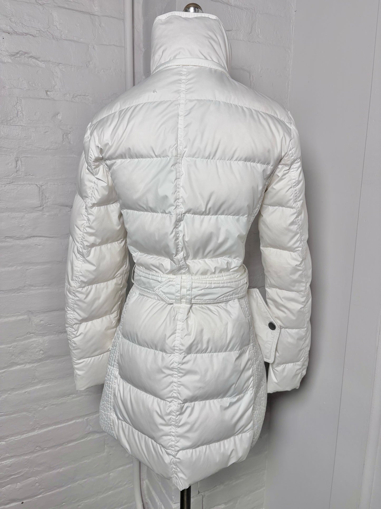 Women Size XS Burberry Brit White Goose Down Puffer Belted Coat