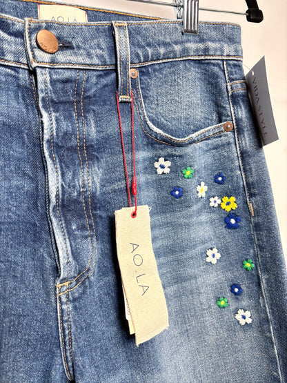 Women Size 28 (6) AO.LA Blue Embroidered Jeans