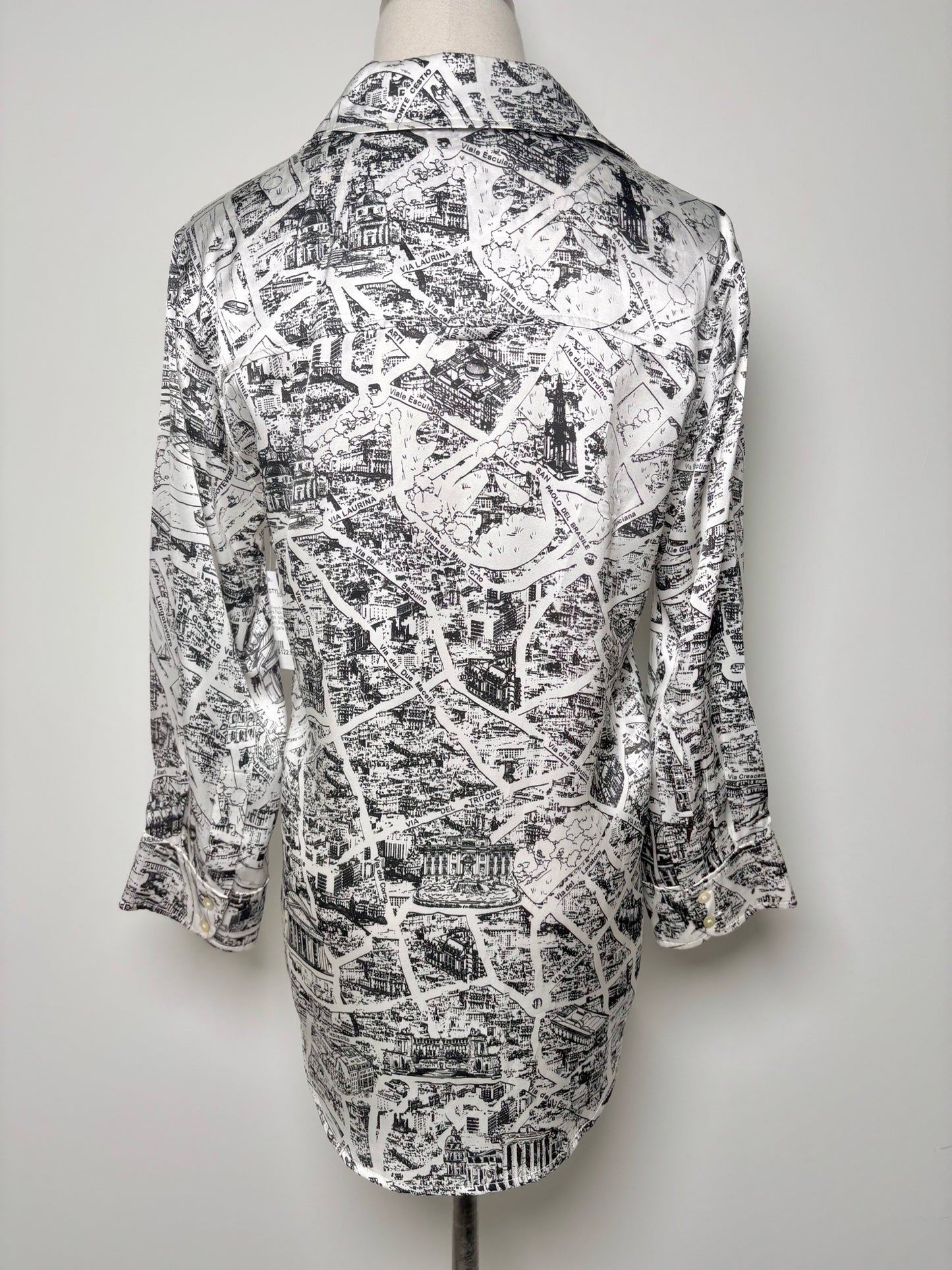 Women Size S/P L'Agence Black, White French Road Map Silk Shirt