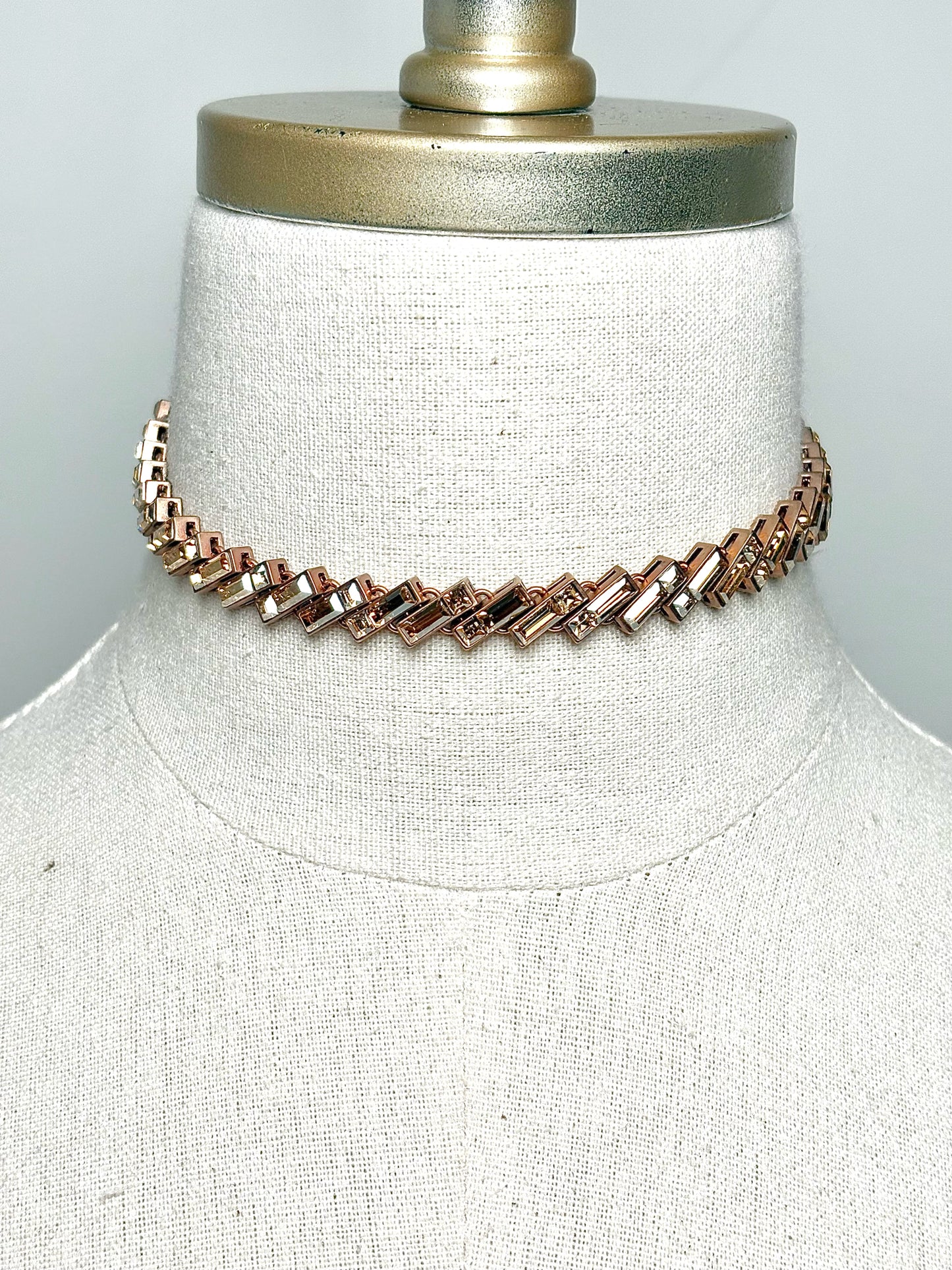 Metal St. John Crystal Pre-owned Necklace