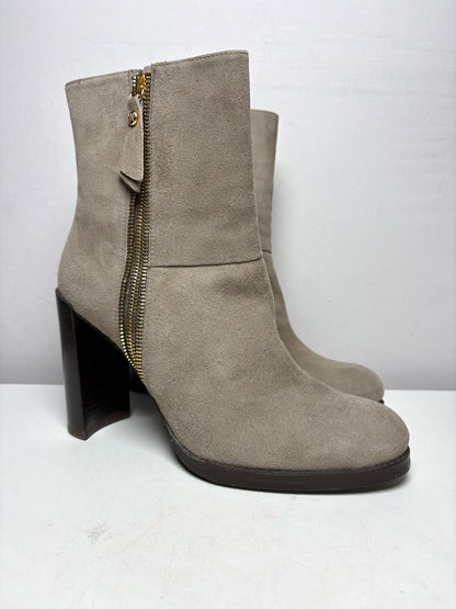 Women's Shoe Size 7 Stuart Weitzman Taupe Suede NWOT Pre-Owned Double Zip Boots