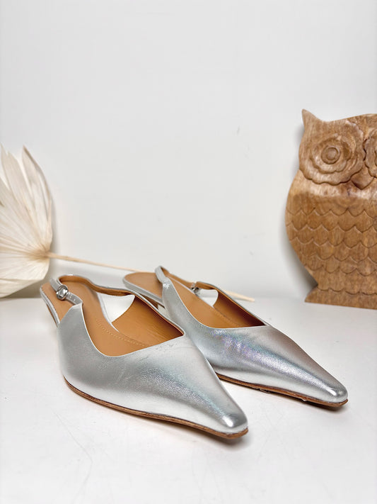 W Shoe Size 39.5 (8.5/9 US) Aeyde Metallic Silver Leather Cowhide NWOT Pump