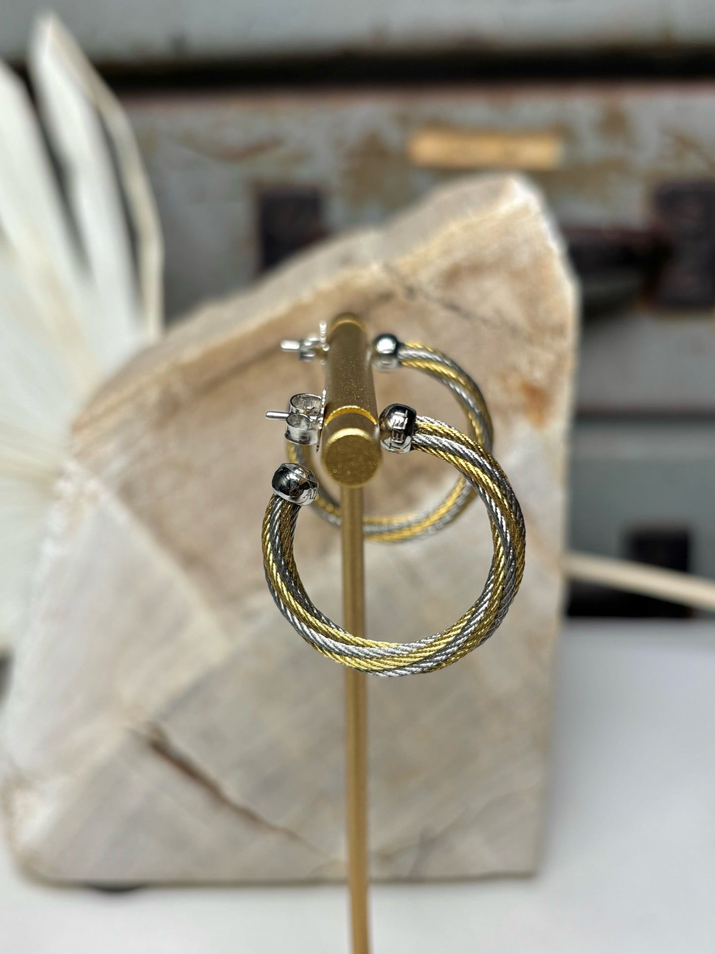 14K Gold Alor 14K Gold Clasp Earrings