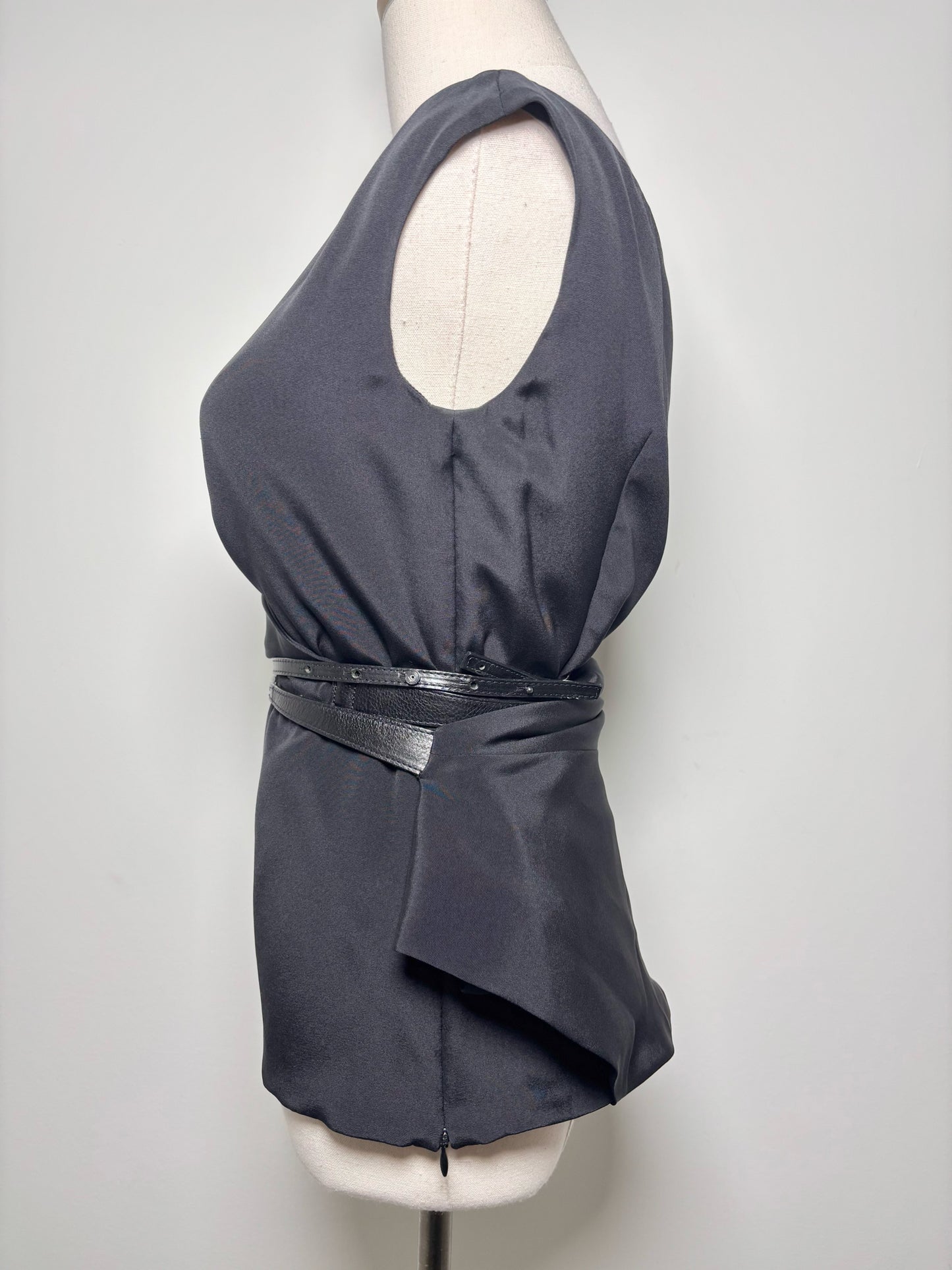 Women Size 40 (4, US) Kaufman Franco Black Solid Tank Top