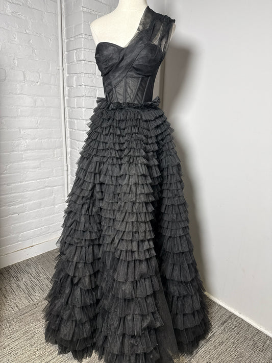 Women Size XS Milla Black Tulle Tiered One-Shoulder Gown