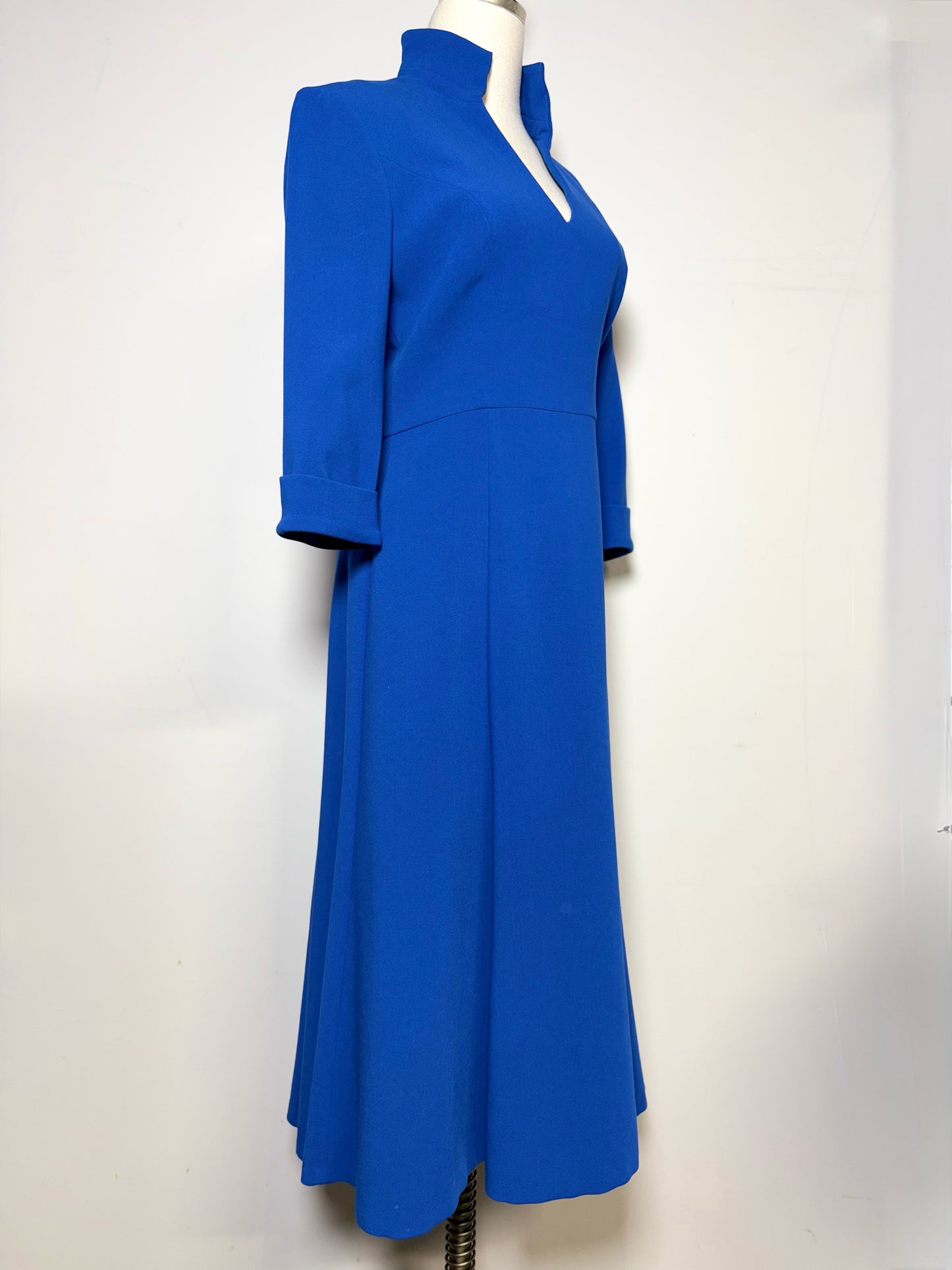 Women Size 6 Black Halo Kensington Fit Cobalt Blue Dress