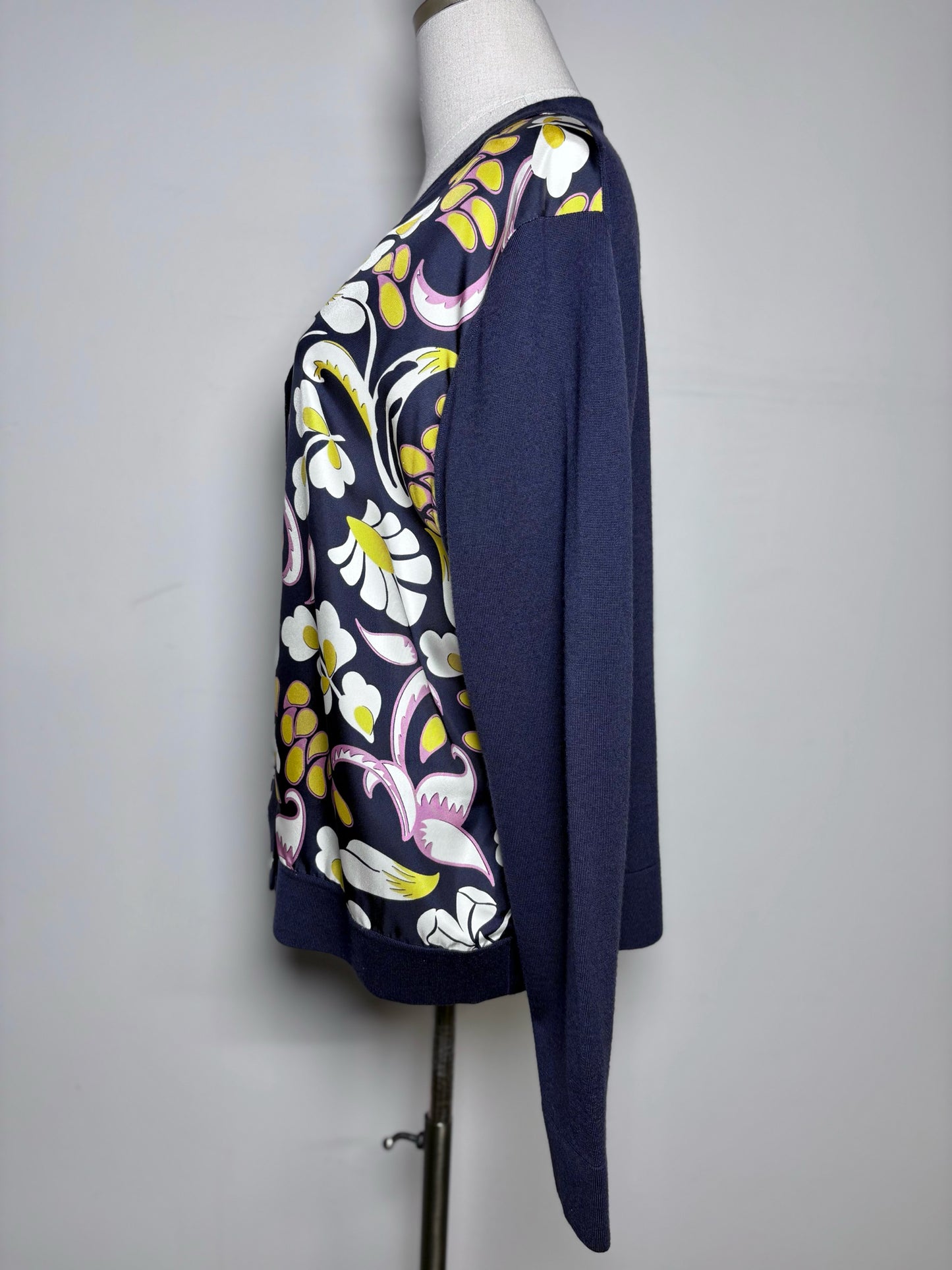 Women Size XL Tory Burch Navy,yellow,white & purple Floral Abstract Cardigan