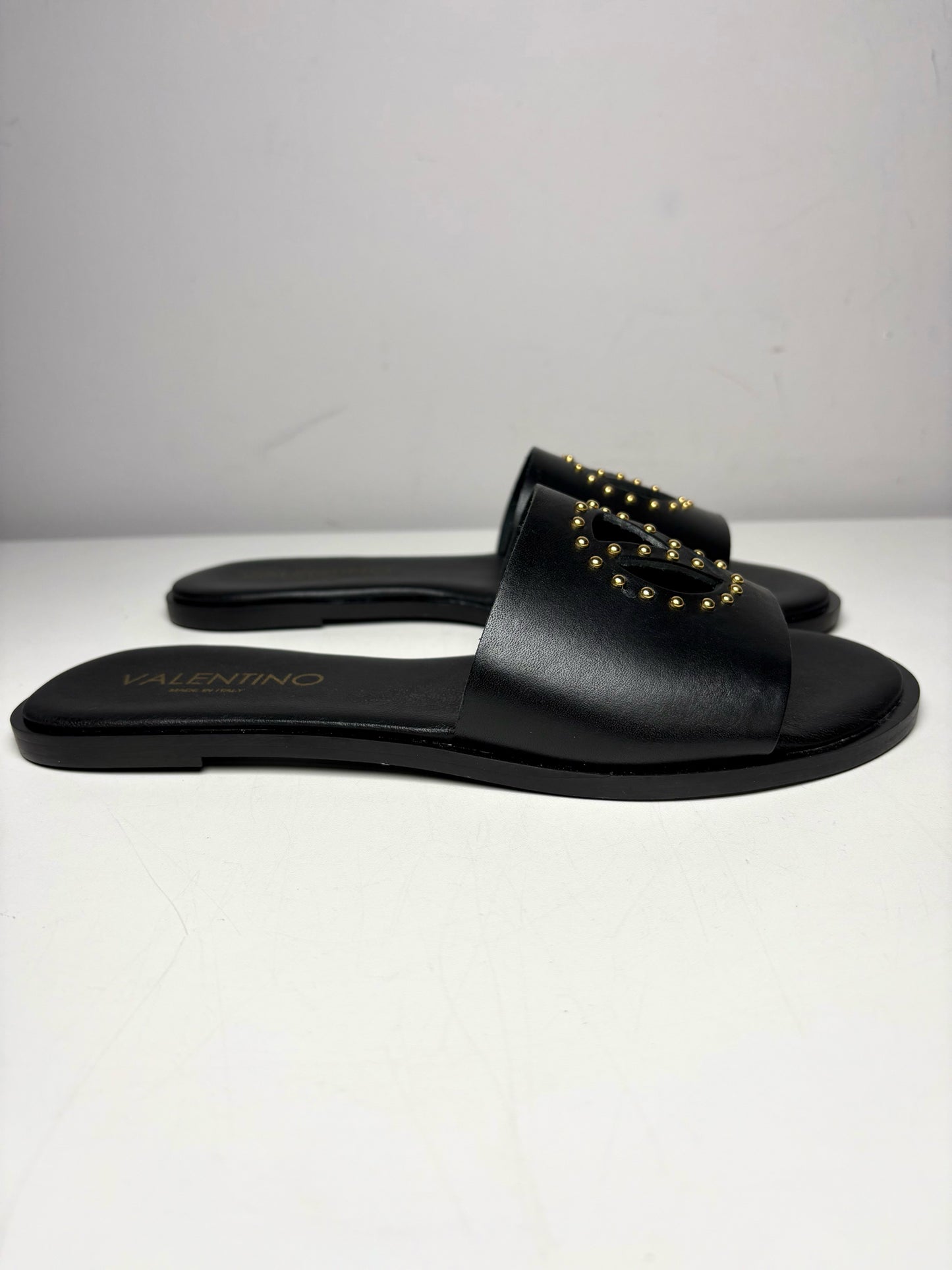 W Shoe Size 8 Mario Valentino Black Leather Cowhide Women's Sandals