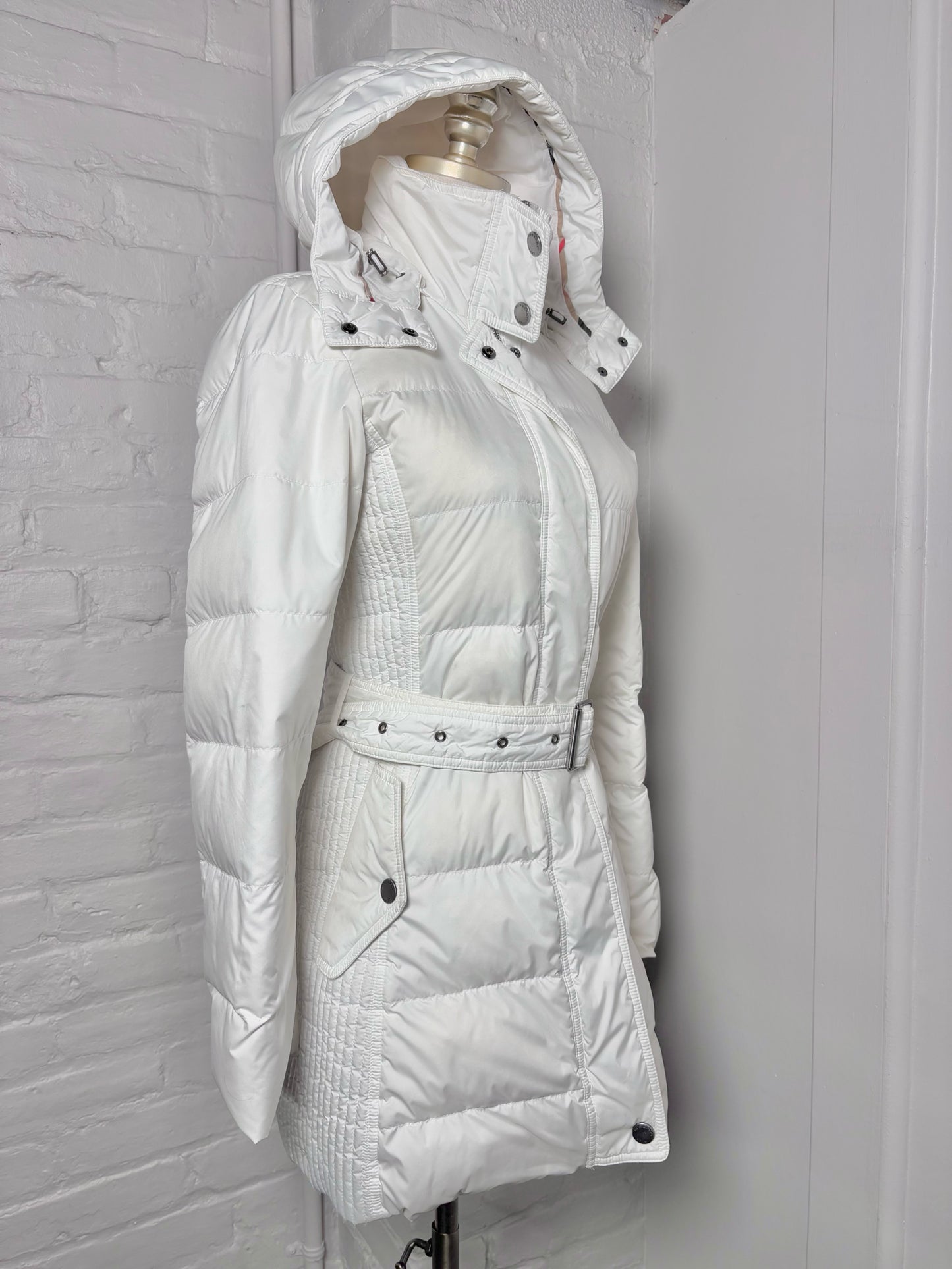 Women Size XS Burberry Brit White Goose Down Puffer Belted Coat