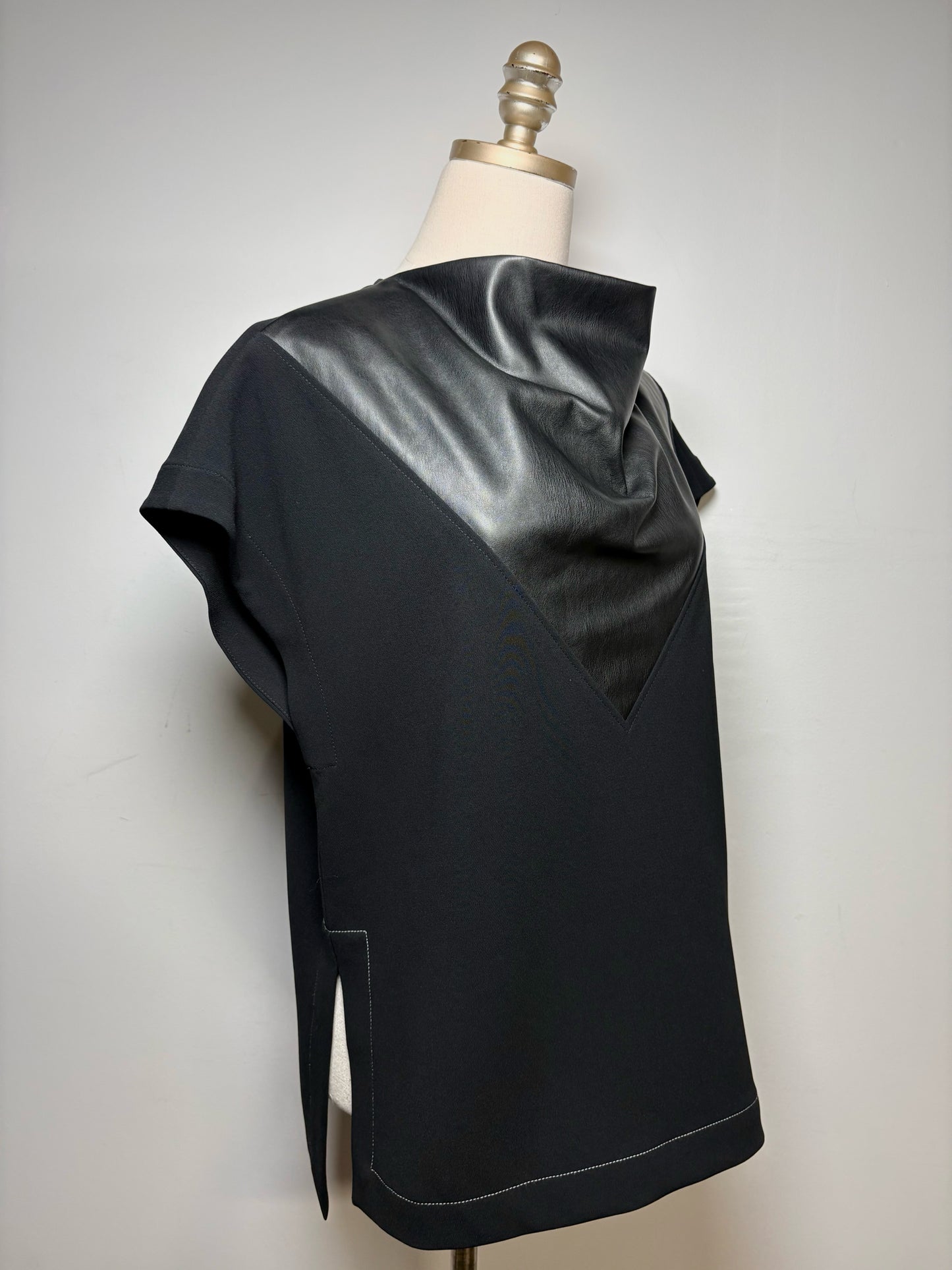 Women's Size 6 Proenza Schouler Black Triacetate Polyester NWT Pre-Owned Blouse