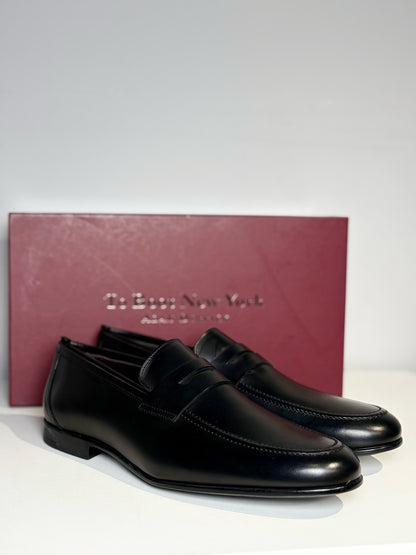 To Boot New York Black Leather Solid Size 9.5 Men's Shoes
