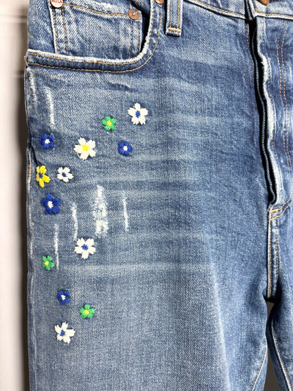 Women Size 28 (6) AO.LA Blue Embroidered Jeans