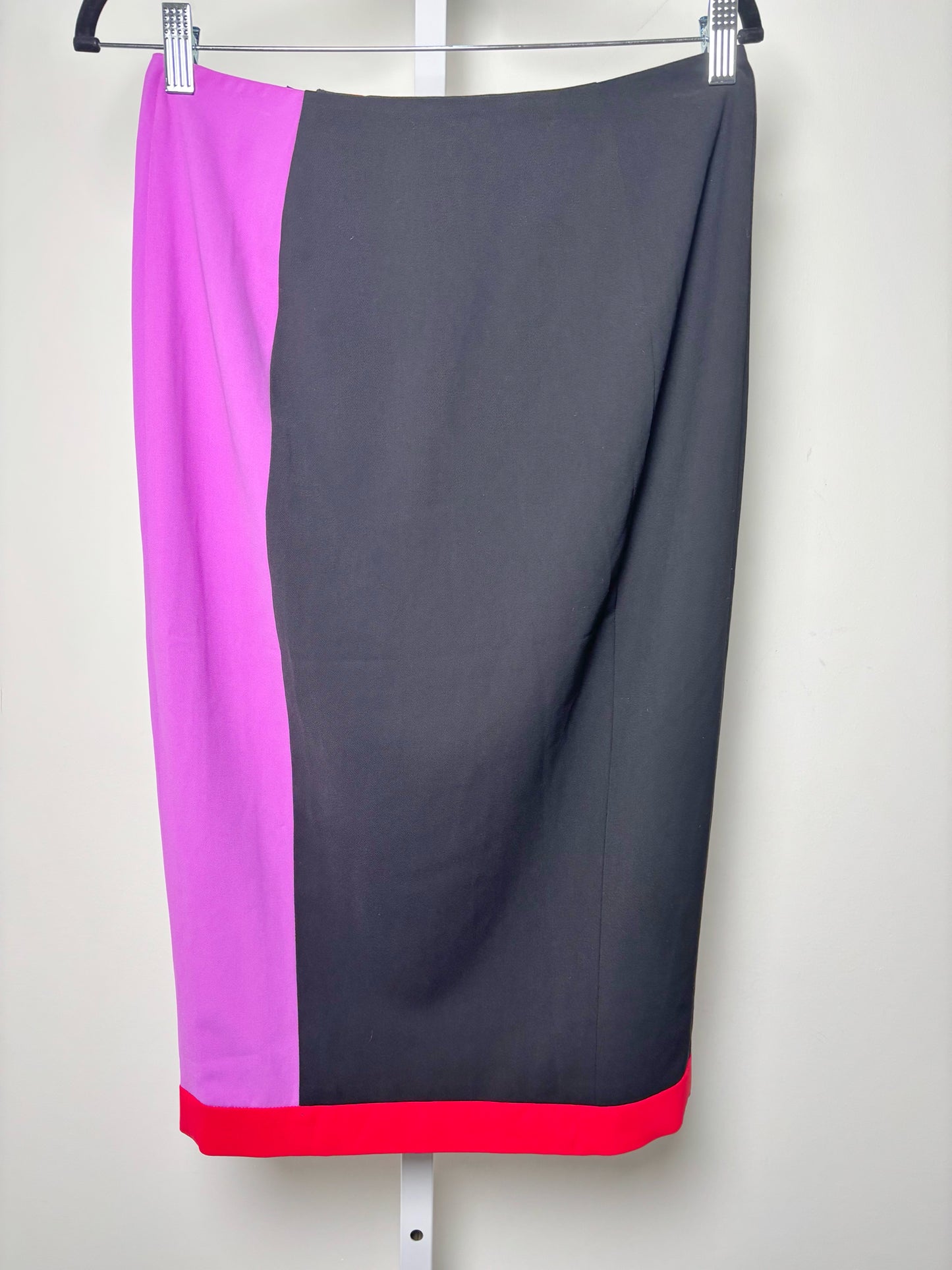 Women Size 2 Ted Baker Black, red, purple Colorblock NWT Skirt
