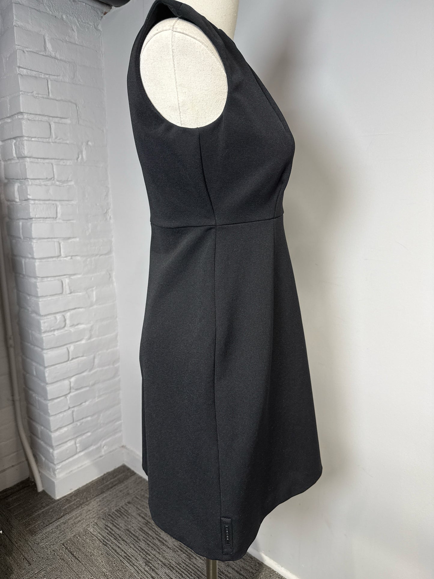 Women Size XS/S (Estimated) Prada Black Solid Dress