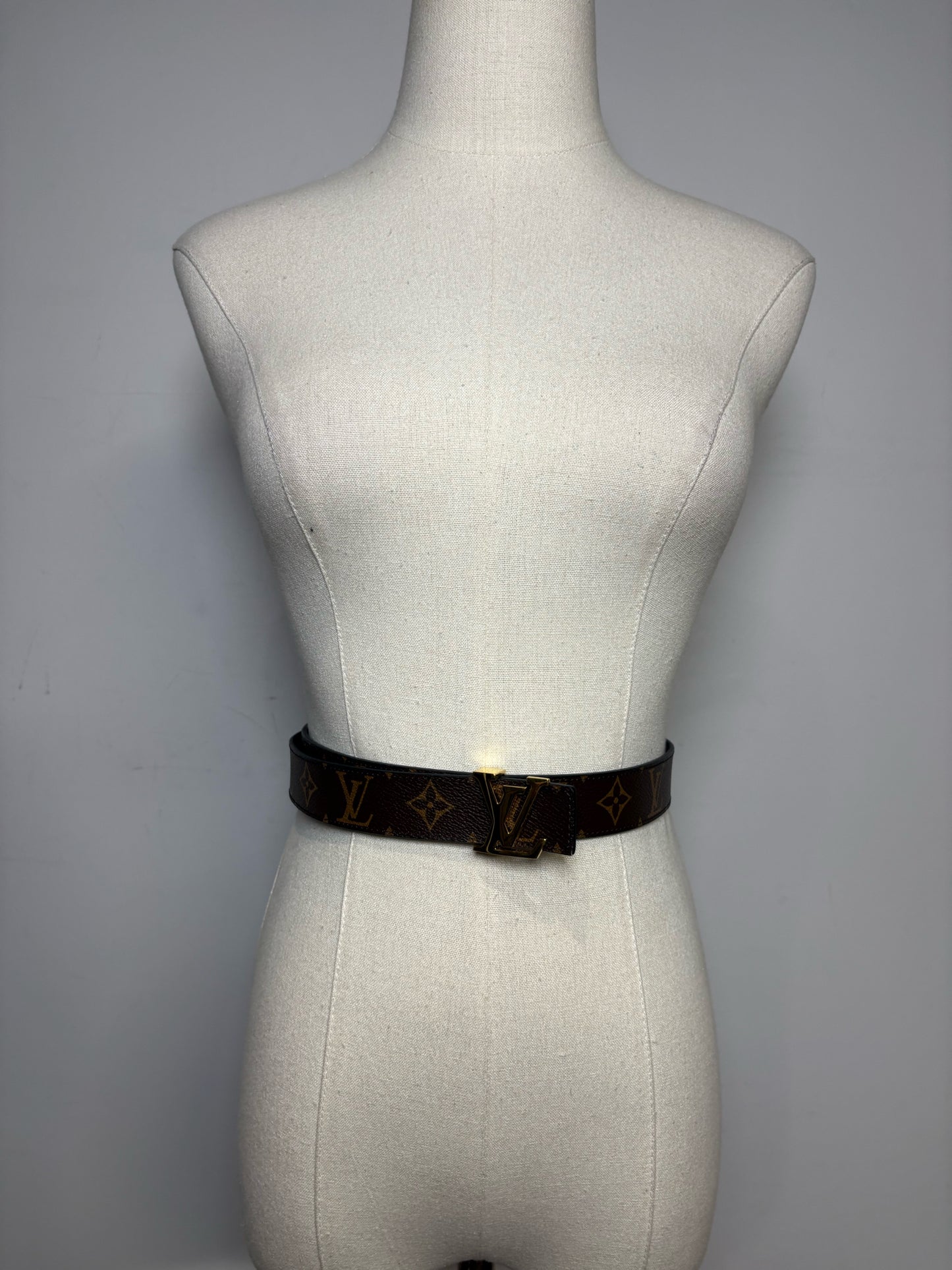 Louis Vuitton Wmn 30mm Monogram Sz 84 Pre-owned  Brown, Black Reversible Belt