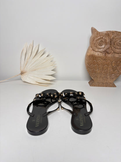 W Shoe Size 36 (5.5/6 US) Valentino Black PVC Thong Stud Sandals