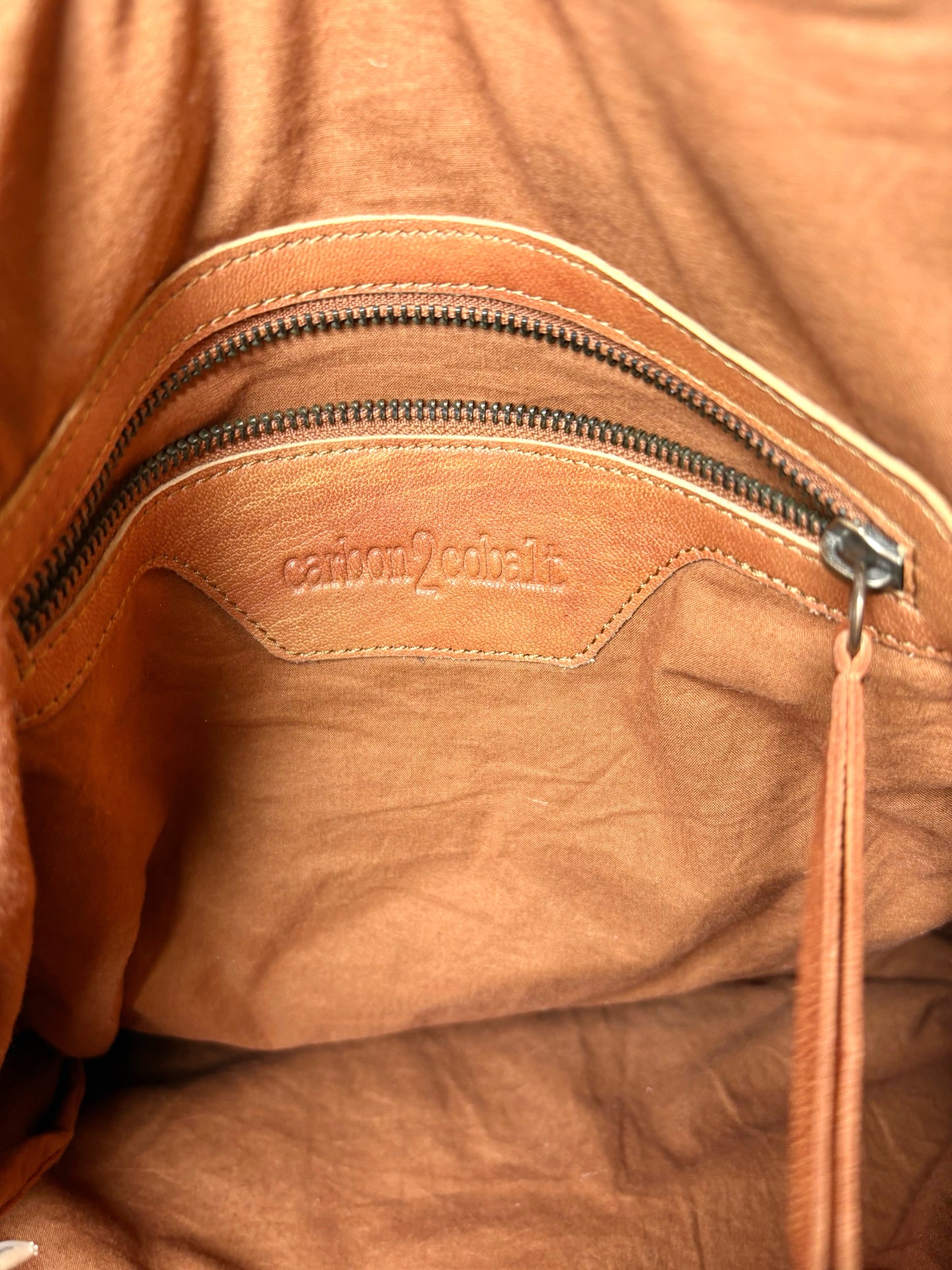 Carbon 2 Cobalt Solid Leather Pre-owned Caramel Tote/Satchel