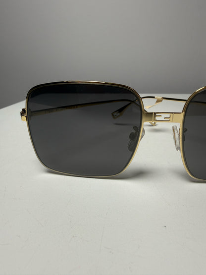Fendi Baguette FE40123U Women's Pre-owned Gold Metal Rectangle Sunglasses