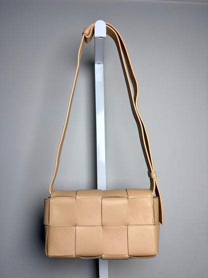 Bottega Veneta Mini Intrecciato Cassette Leather Pre-owned Almond Pre-owned