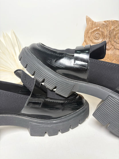 W Shoe Size 10B Stuart Weitzman Black Leather Patent, Suede Soho Loafers