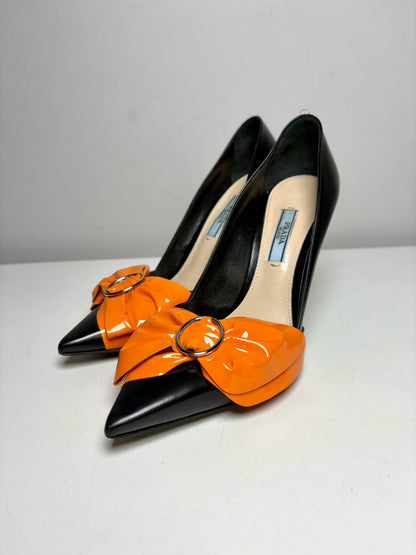 W Shoe Size 36.5 (6 - 6.5 US) Prada Black, Orange Leather Cowhide Heels