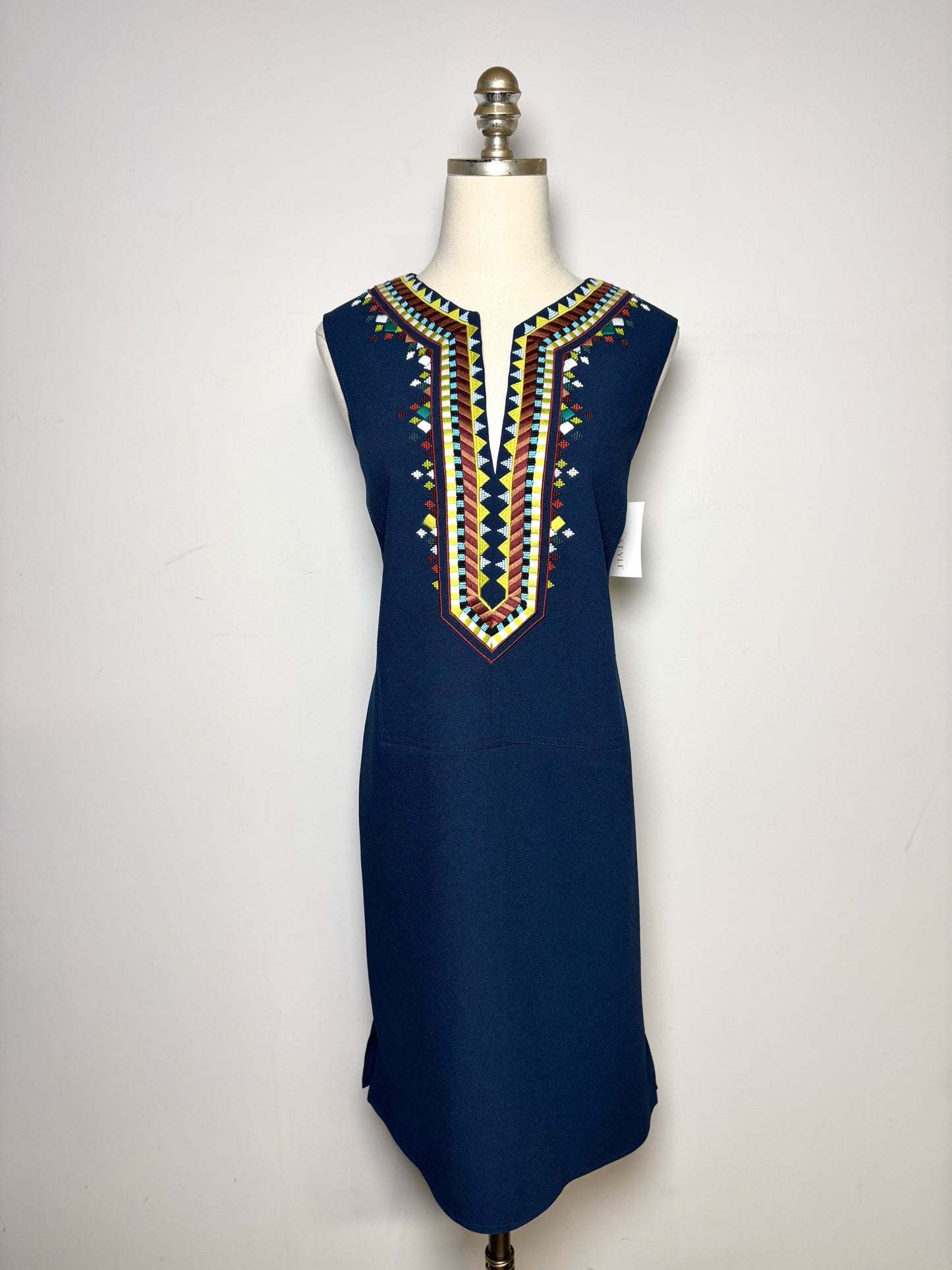 Women Size 8 Tory Burch Sophia Blue Embroidered, Beaded Pre-owned Dress