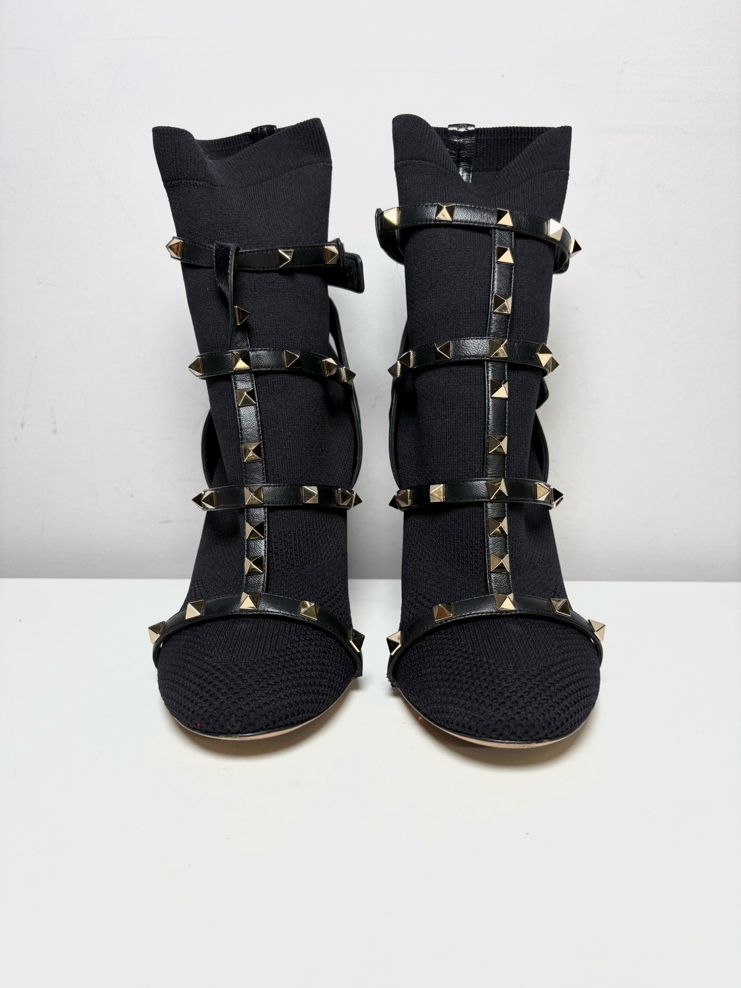 W Shoe Size 38 Valentino Garavani Black Stretc Leather Rockstud Pre-owned Boots