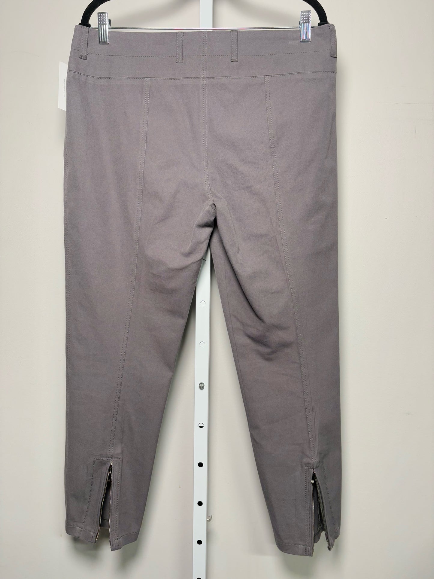 Women Size 42 ( 6 US) Escada Gray Solid Pants