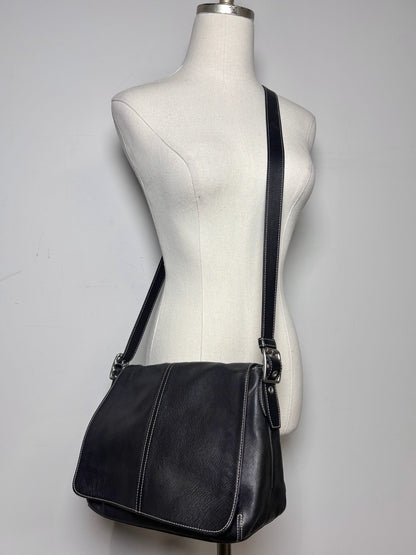 Women's Coach #9570 Hampton Legacy Black Flap Leather Pre-owned