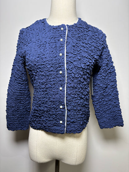 Women Size XS Frances Valentine Blue Puckered Pearl Buttons Blazer