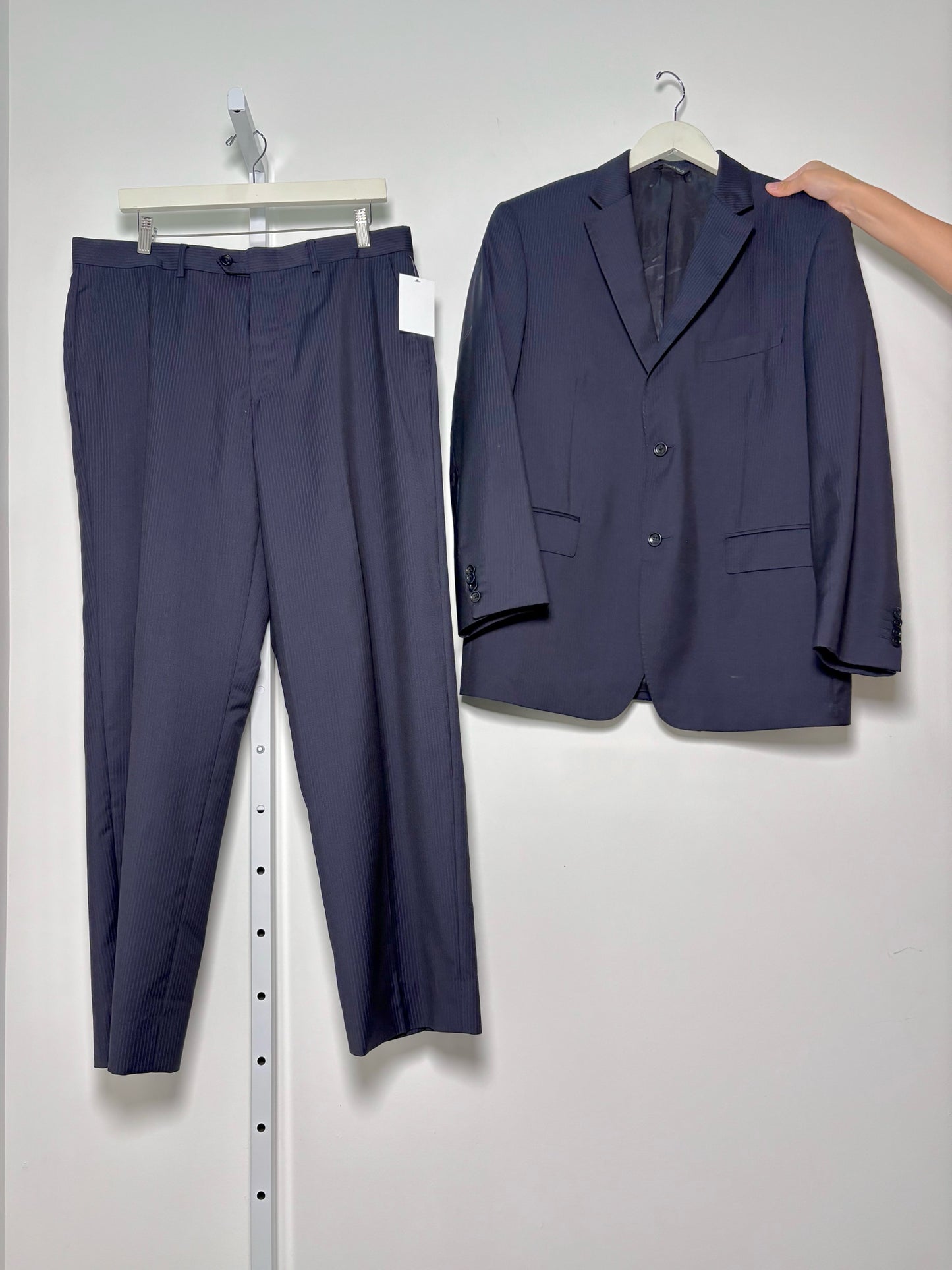 Zegna Navy Wool, silk Pinstripe Men's 40 Suit