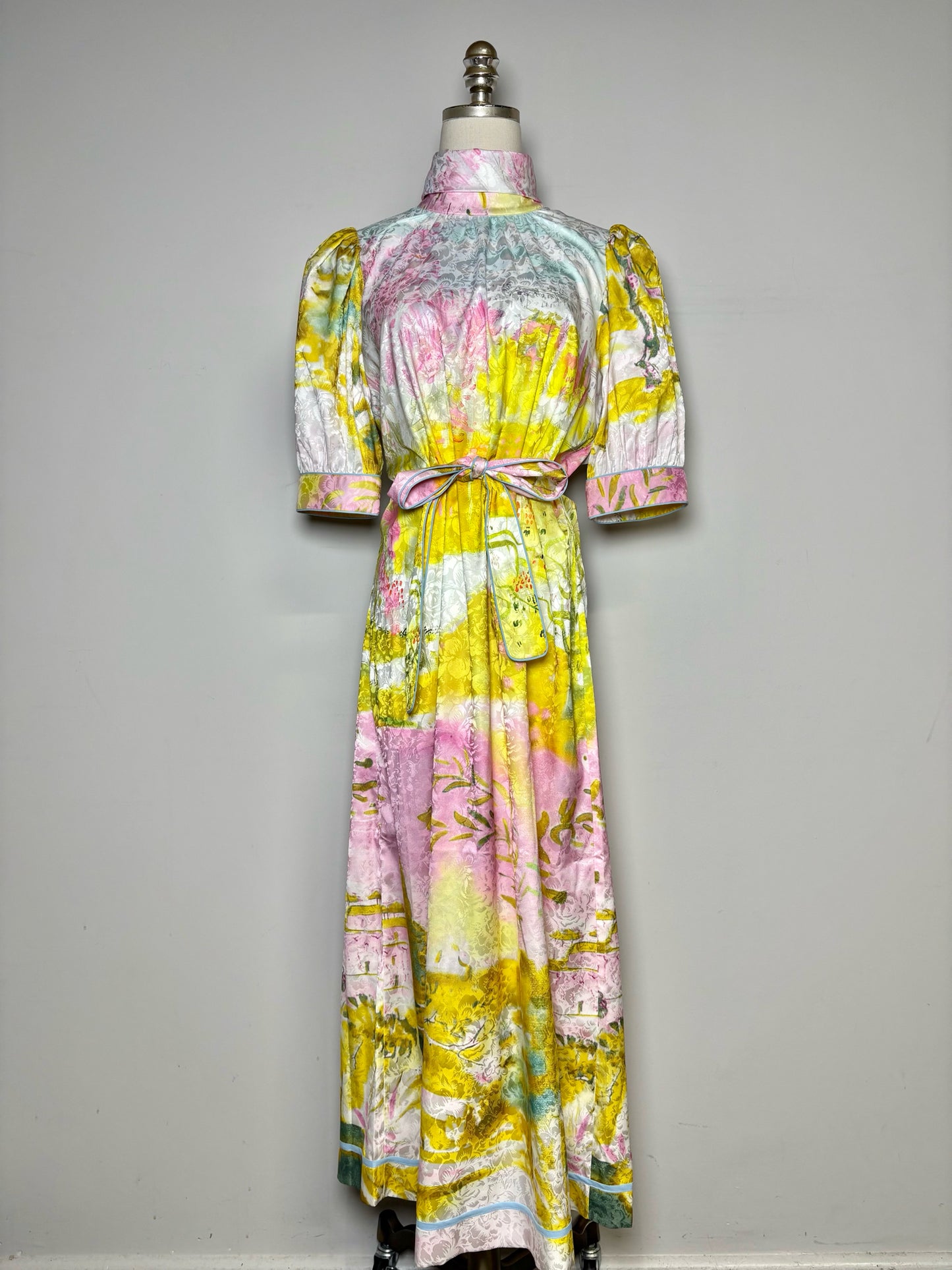 Women Size M Hunter Bell Ethereal Garden Print Midi Pre-owned NWT Dress