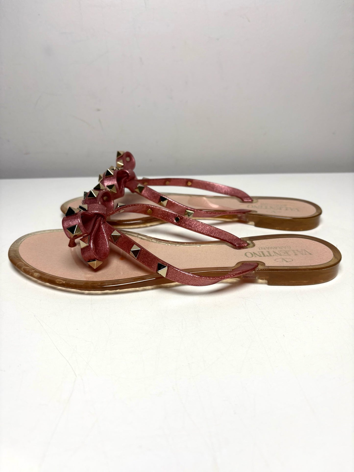 Valentino Garavani Rockstud Jelly Glitter Sparkle Pink PVC Size 39 Sandals