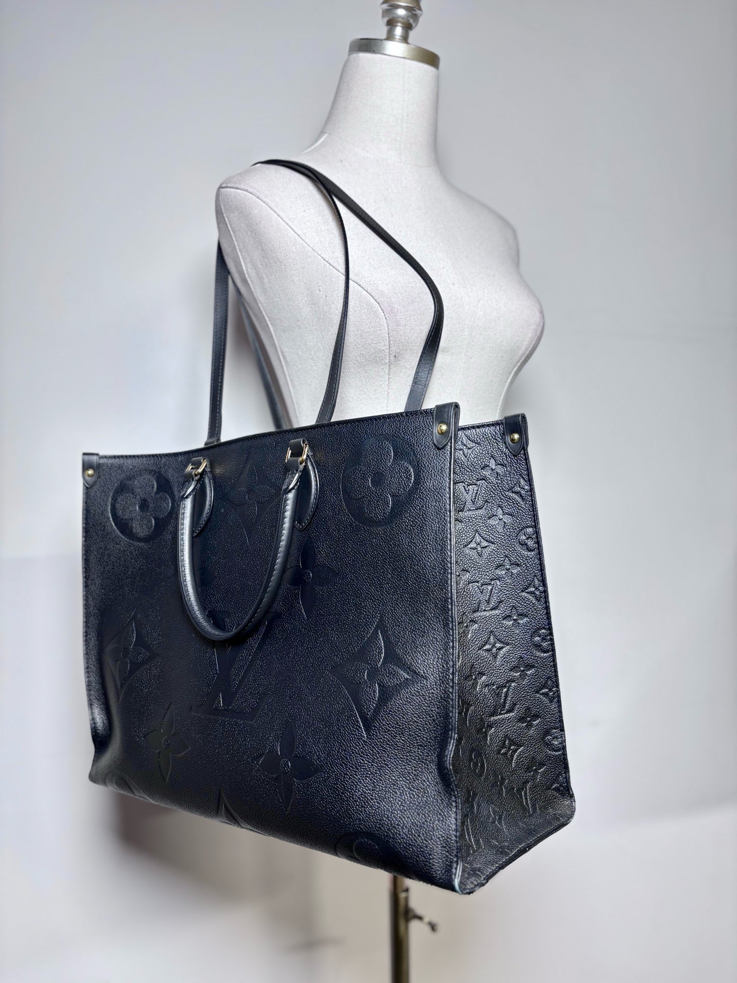 Louis Vuitton Monogram Empreinte Leather Pre-owned Black Purse